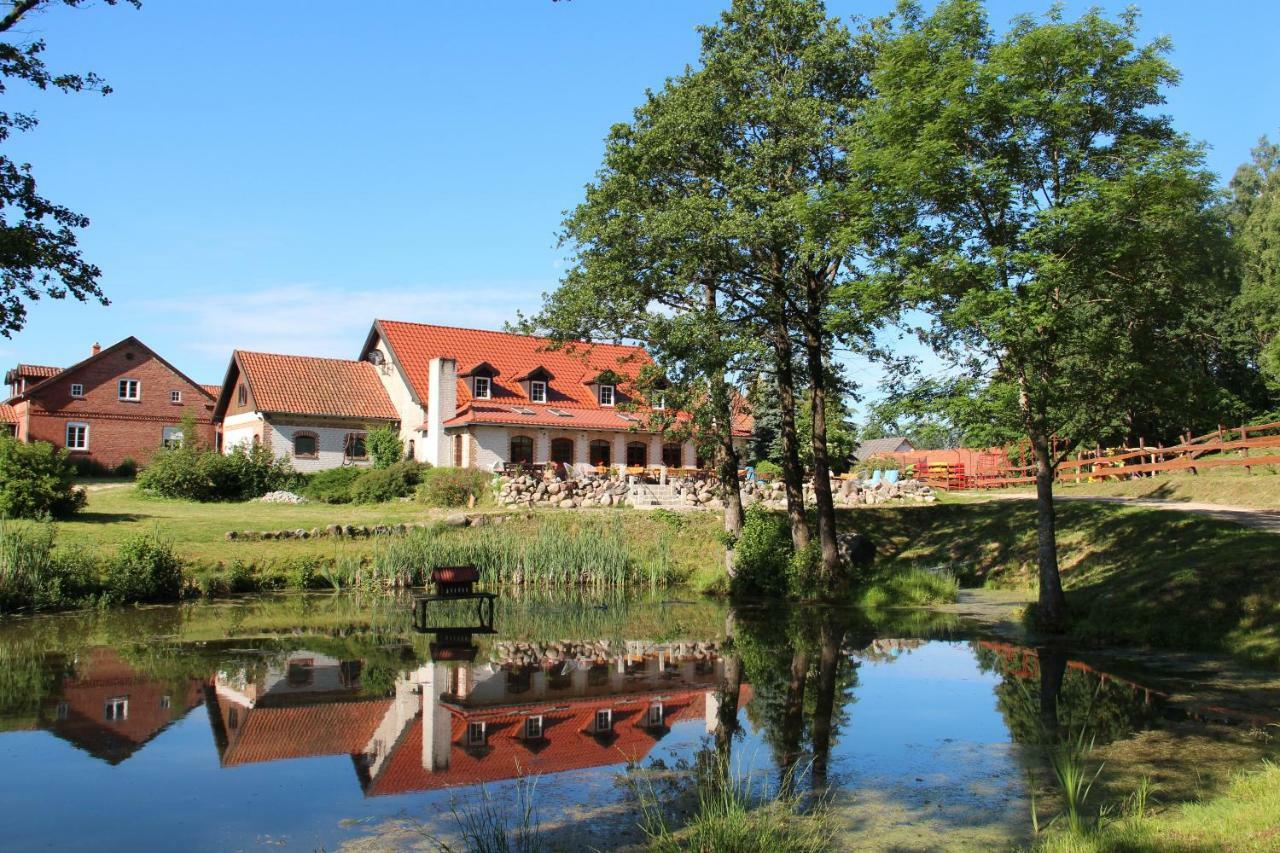 Siedlisko Gizewo Villa Buitenkant foto